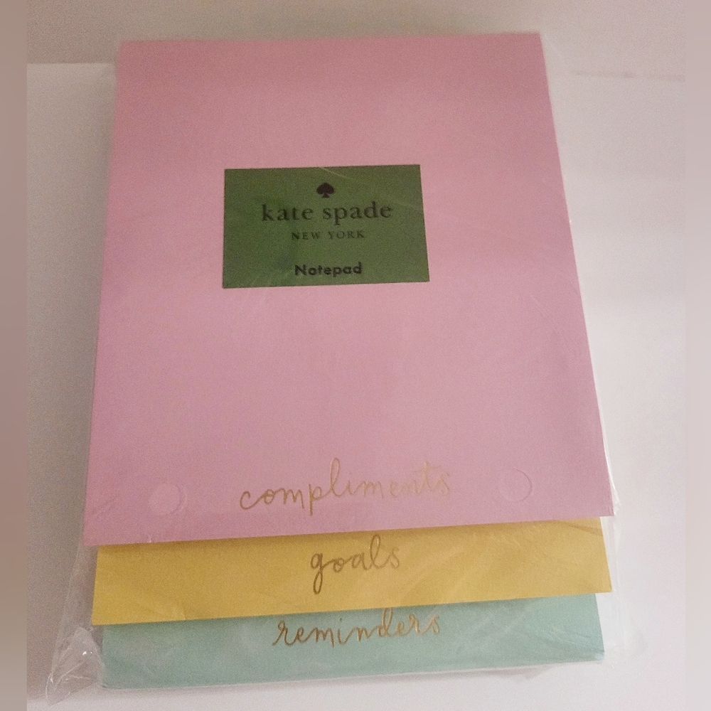 Kate Spade Multicolor Pen and Pastel Notepad Set - Picture 3 of 3